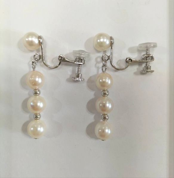 あこや本真珠（日本産）のネジバネ式イヤリング➀ 2枚目の画像