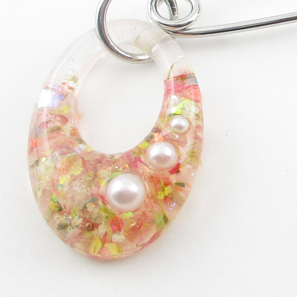 僕はもう待つことはしないけれど、クォーツの花束を持って先に行くから追いついてきてほしい♪<カブトピン>SB1017 3枚目の画像