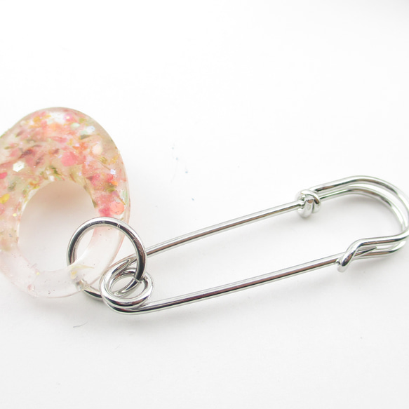 僕はもう待つことはしないけれど、クォーツの花束を持って先に行くから追いついてきてほしい♪<カブトピン>SB1017 4枚目の画像