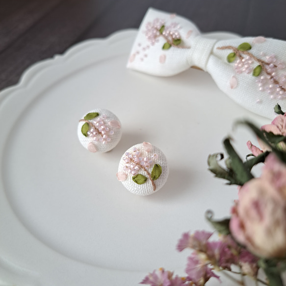 優美な女性に　桜刺繍　イヤリング/ピアス　桜花爛漫 16枚目の画像