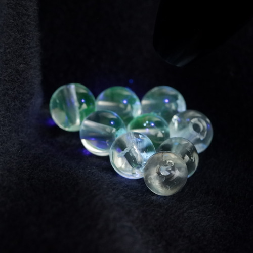 メキシコ産ハイアライトオパール 6mm 微弱蛍光 1粒 天然石 天然石通販