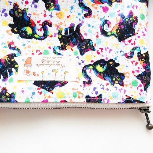 ハンドメイド ぺたんこポーチ【黒猫ちゃん】 ポーチ 風kaze 通販