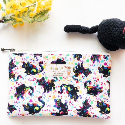 ハンドメイド ぺたんこポーチ【黒猫ちゃん】 ポーチ 風kaze 通販