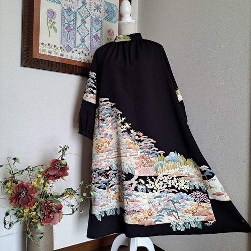 ☆ 着物リメイク/黒留袖/ラグランスリーブ/ハイネックワンピ―ス/一点物 ☆