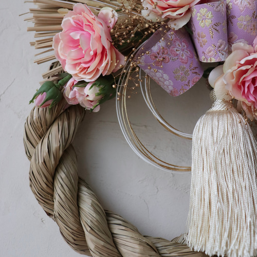 正月飾り しめ縄 造花リース 2026】ピンクローズのしめ縄リース / しめ飾り お正月飾り しめ縄