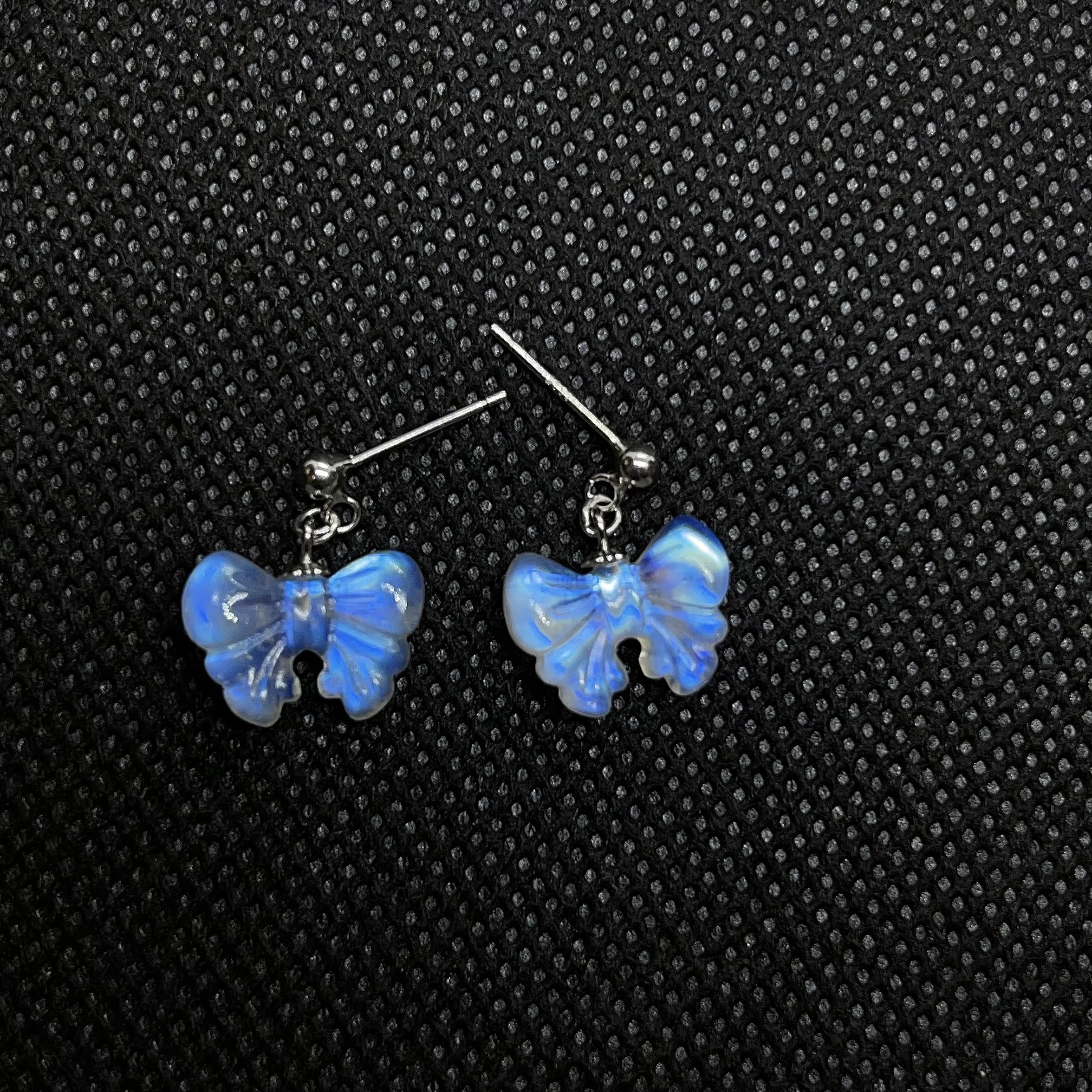 天然 レインボームーンストーン 蝶々　ピアス No160 8,316円
