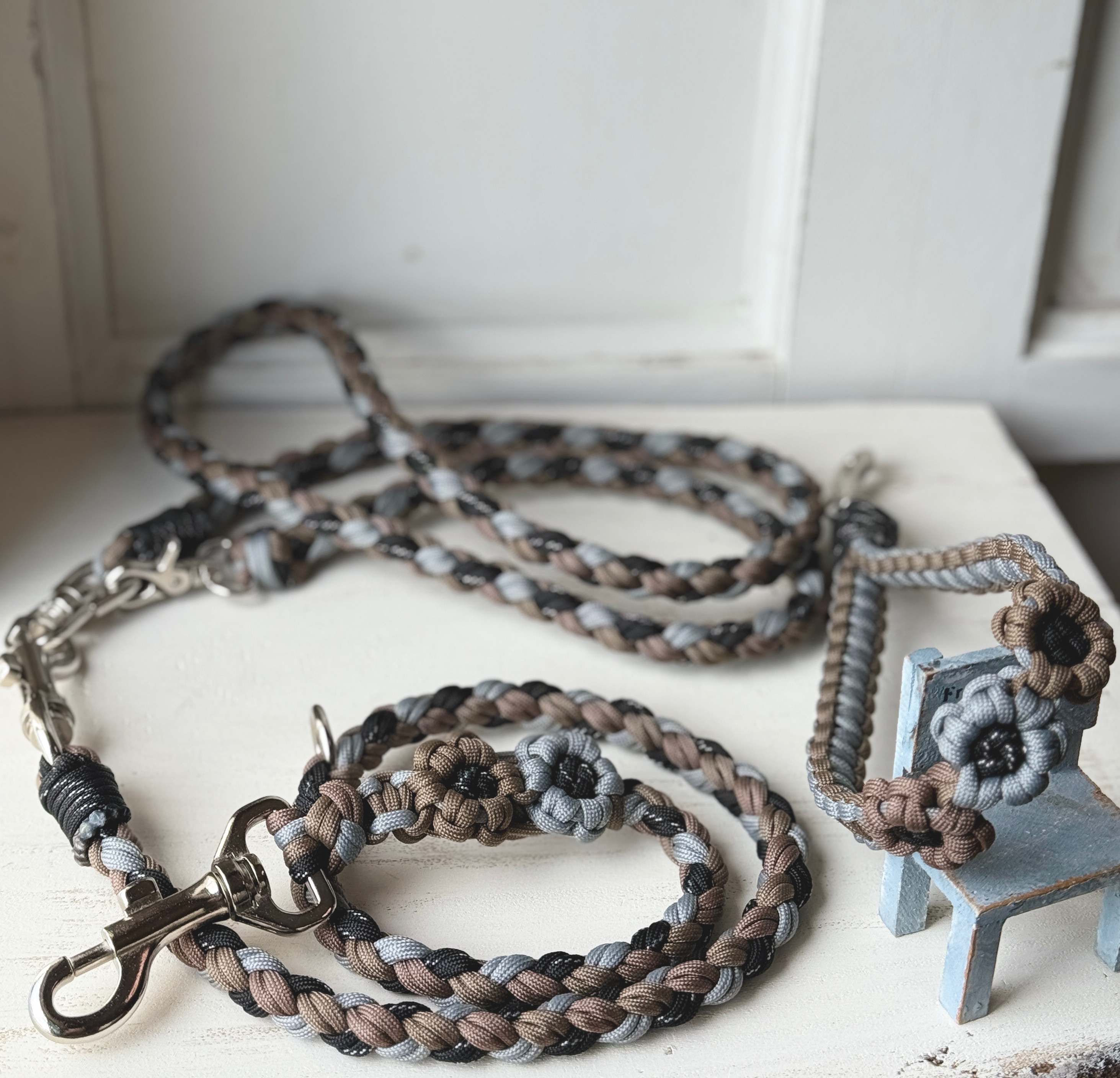 パラコード❥リード❥カフェリード　長めサイズ　№015 パラコードカフェリード 12本編み 120cm | SPARQCOLLaR