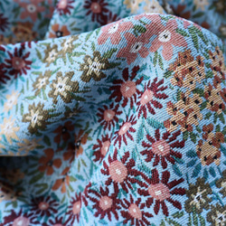 かわいい小花柄  ゴブラン織り生地 ジャガード織り 5枚目の画像