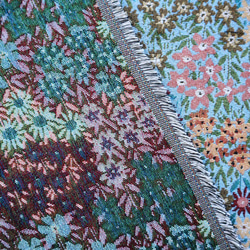かわいい小花柄  ゴブラン織り生地 ジャガード織り 8枚目の画像