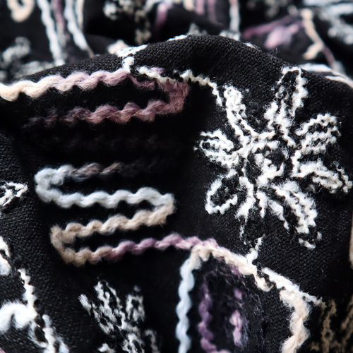 オルテガ柄 ネイティブ柄 刺繍 ウールニット生地 厚手 生地 Grace's