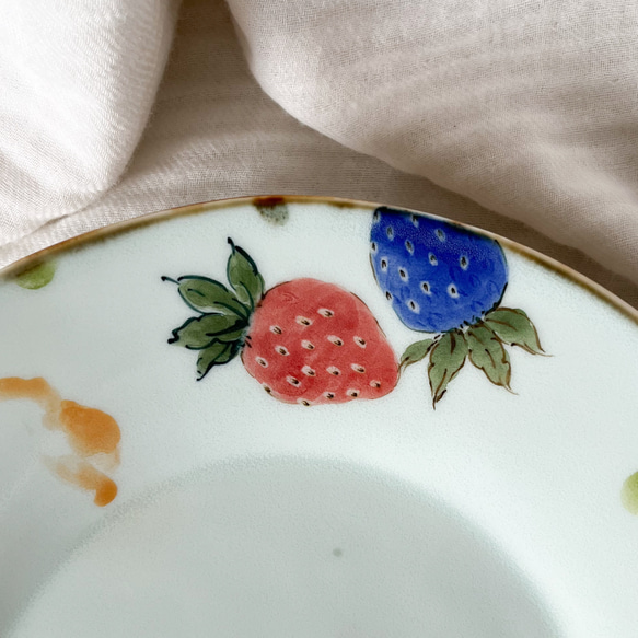 plate.   strawberry and dragon   φ24◆20％off◆ 9枚目の画像