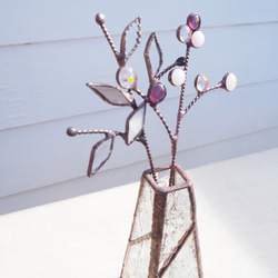 アンティークなステンドグラスの一輪挿し（透明） 2枚目の画像