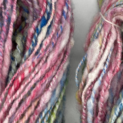 手紡ぎ毛糸パステルmix️ 4枚目の画像