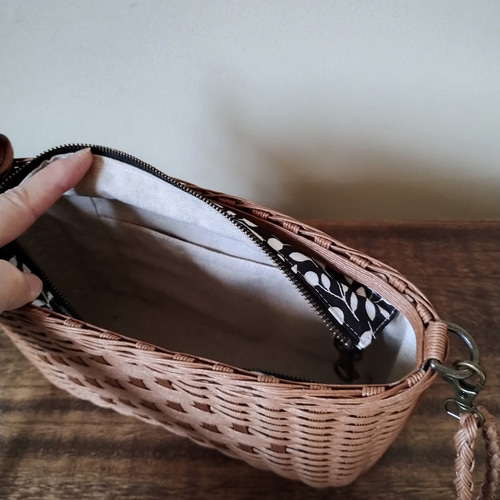 国産】新品 作家作品 平和 くるみ かごバッグ 国産】新品 作家作品 平和 くるみ かごバッグ