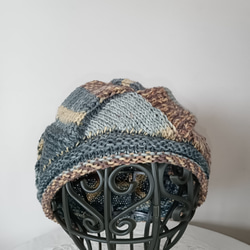 バスケット編みのベレー帽・茶系、ブルー系 5枚目の画像