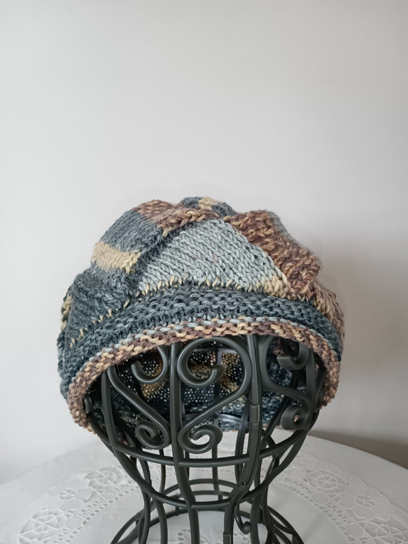 バスケット編みのベレー帽・茶系、ブルー系 5枚目の画像