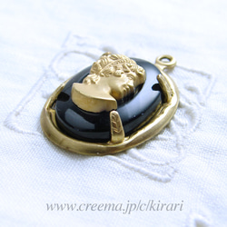 ビンテージカメオ ~ Jet Black and Gold Cameo ~ (1ヶ) ~ 石座のオプション有り 4枚目の画像