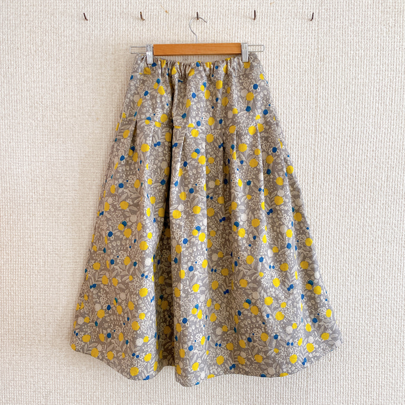 成人褶裙（黃色）長83cm 第1張的照片