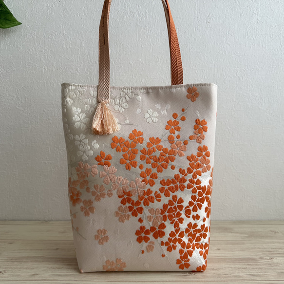 ◆30%off◆絹の帯と帯締めのバッグ　舞桜文柄　帯リメイク224AB 11枚目の画像