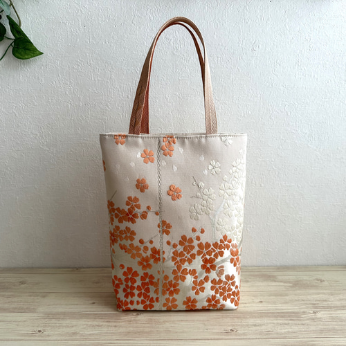 ◇30%off◇絹の帯と帯締めのバッグ 舞桜文柄 帯リメイク224AB