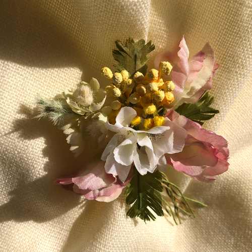 No.21 ミモザとスイトピーの布花コサージュ #ミモザ #スイトピー 