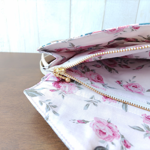 マドレーヌ　ポシェットと長財布　リバティセンテッドガーデンパステル LIBERTY FABRICS リバティプリントを使ったがま口ミニウォレット