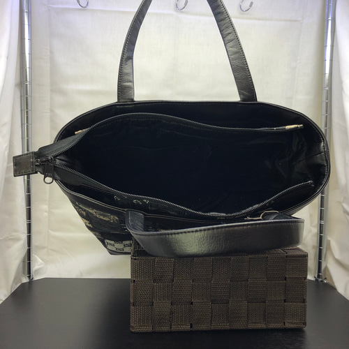 おばさん手作りのハンドバッグ黒 ＃パッチワーク ＃ハンドメイド