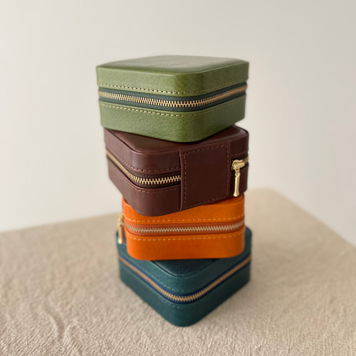 携帯用牛革製☆ジュエリーボックス】オリジナルデザイン│レトロ系