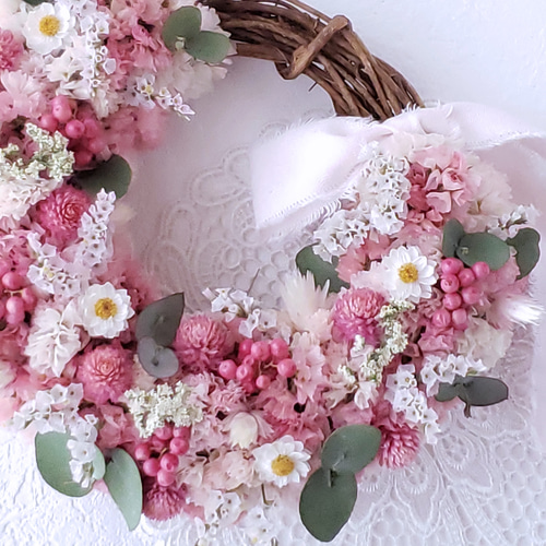 ユーカリとスターチスのリース ナチュラルピンク