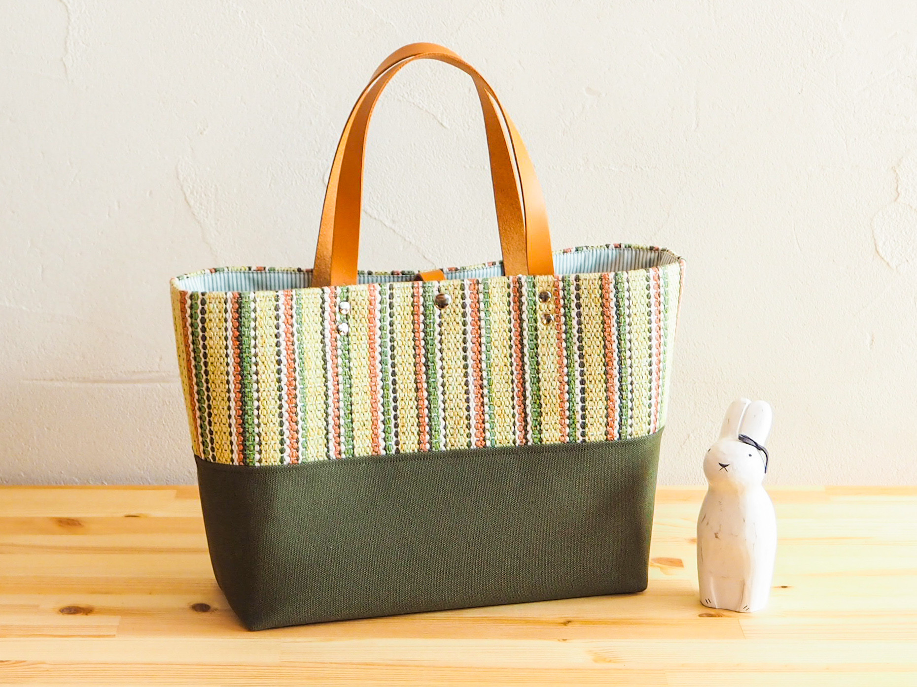 【SALE】春のマルチストライプ手織り布の横長トート（イエロー）