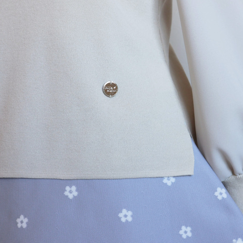 サイズが選べる◎】異素材パフスリーブ 長袖プルオーバー