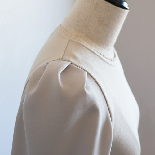 サイズが選べる◎】異素材パフスリーブ 長袖プルオーバー