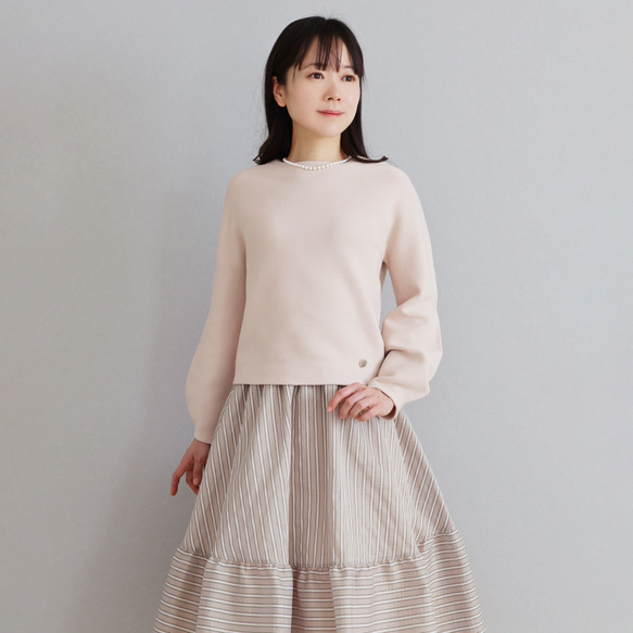 5 種顏色可供選擇！ [Wholegarment] 泡泡袖套頭衫 [白色] 第2張的照片