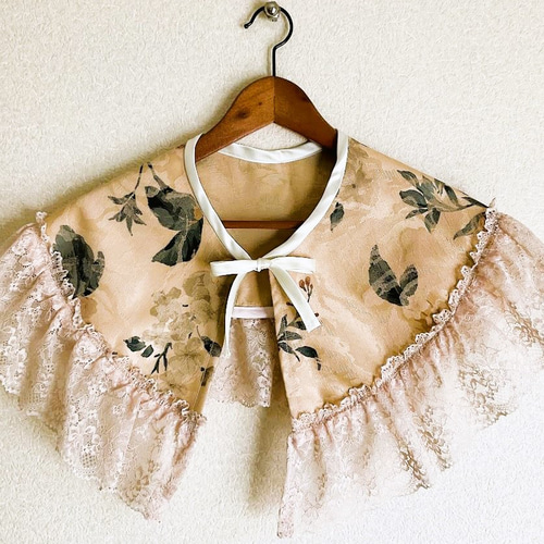 セミオーダーでお作りする《華やかお化粧ケープ》オレンジベージュ地