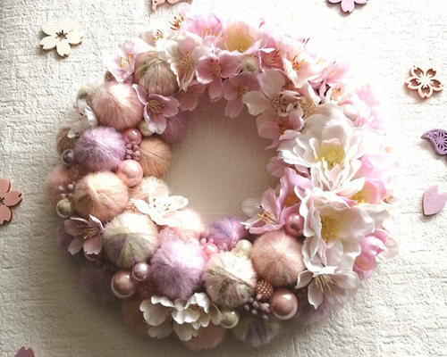 受注制作】心ウキウキ❀毛糸玉のサクラサク春のリース(中)毛糸玉リース