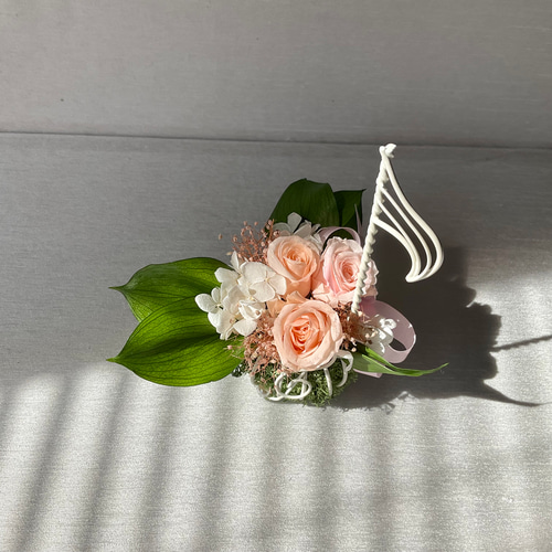 限定1点 音符の花カゴ プリザーブドフラワー gardenia6 通販 17295088