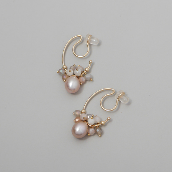 #990E 粉紅珍珠細微差別顏色天然石材橢圓形圈形耳環 第2張的照片