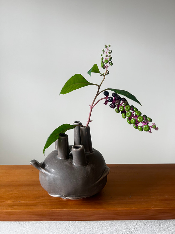 一輪挿し　陶器　風景画　渦巻く！ 一輪挿し 陶器 風景画 渦巻く！