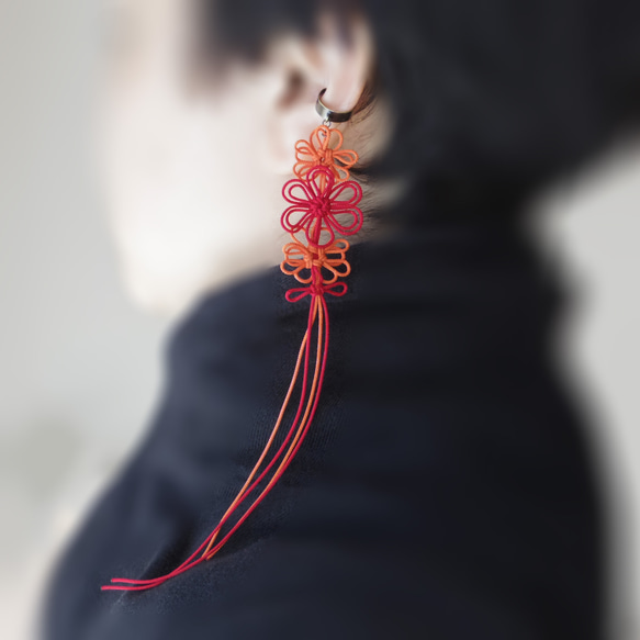Katappo 耳夾「Utai、Hanabana、Kotohogi」（紅 x 橙） 第4張的照片