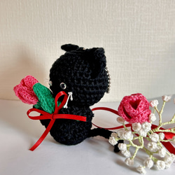 ねこ と 花 チューリップ ねこのはなちゃん (黒) あみぐるみ 新生活 飾り バッグチャーム 3枚目の画像