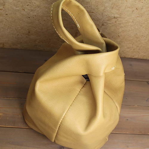 ☆codements☆Knot Bag Medium 韓国発 総手縫い】JAPANESE KNOT BAG ノットバッグ くたっとした 本革