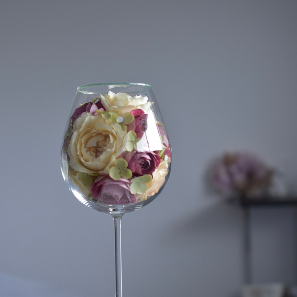 「Ema」薔薇と紫陽花のワイングラスのドライフラワー　ガラスドーム 【一点モノ】 12枚目の画像