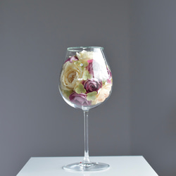 「Ema」薔薇と紫陽花のワイングラスのドライフラワー　ガラスドーム 【一点モノ】 4枚目の画像