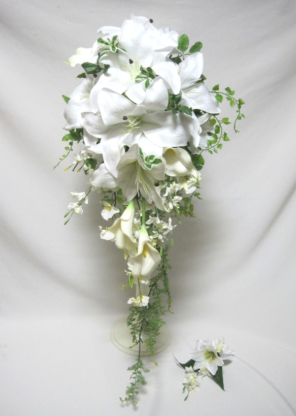 カサブランカのキャスケードブーケ♪ブートニア付き♪生花みたいに綺麗な造花です♪高品質なのに安い0679 10枚目の画像