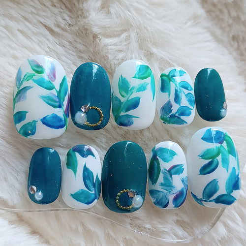 即日発送/フリーサイズ 春 ボタニカルリーフ ネイルチップ 現品 No.139  