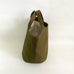 バケツバッグ　シンプルな丸底トートバッグ　11号帆布　グリーン　カーキ　母の日　プレゼント 3枚目の画像