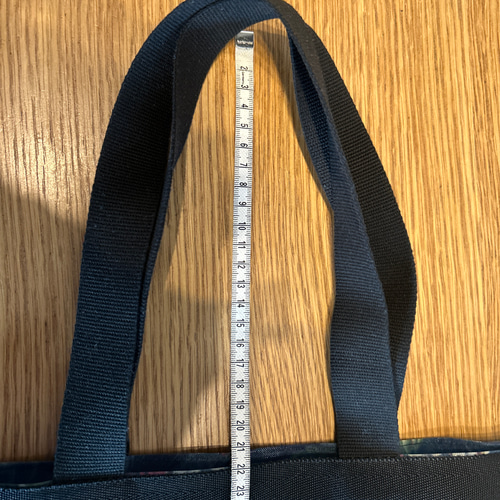 379 セレクトチュール生地　バック形ミニポーチ 379 セレクトチュール生地 バック形ミニポーチ 379 セレクトチュール