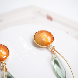 七宝焼 Tulipピアス ~Orange×Yellow~ 2枚目の画像