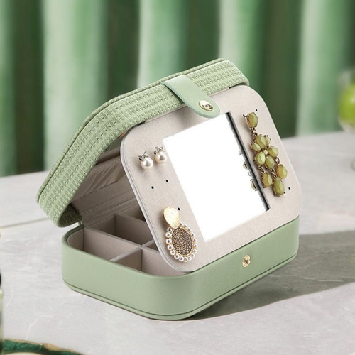 ピアス収納 ジュエリーポックス レザー 軽量 コンパクト 持ち運び