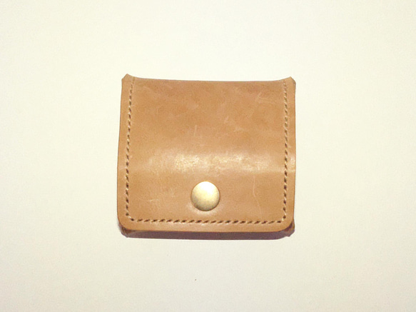 【キャメル】一枚革のコインケース　ヌメ革 1枚目の画像